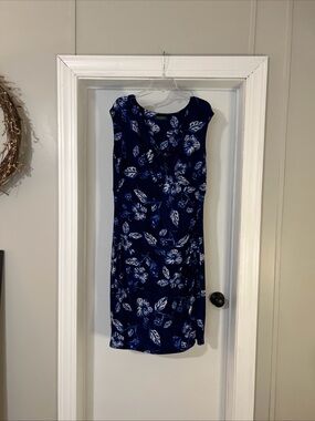 LAUREN Ralph Lauren Dress Mock Wrap Size 10 Blue Floral Sleeveless Ruched
